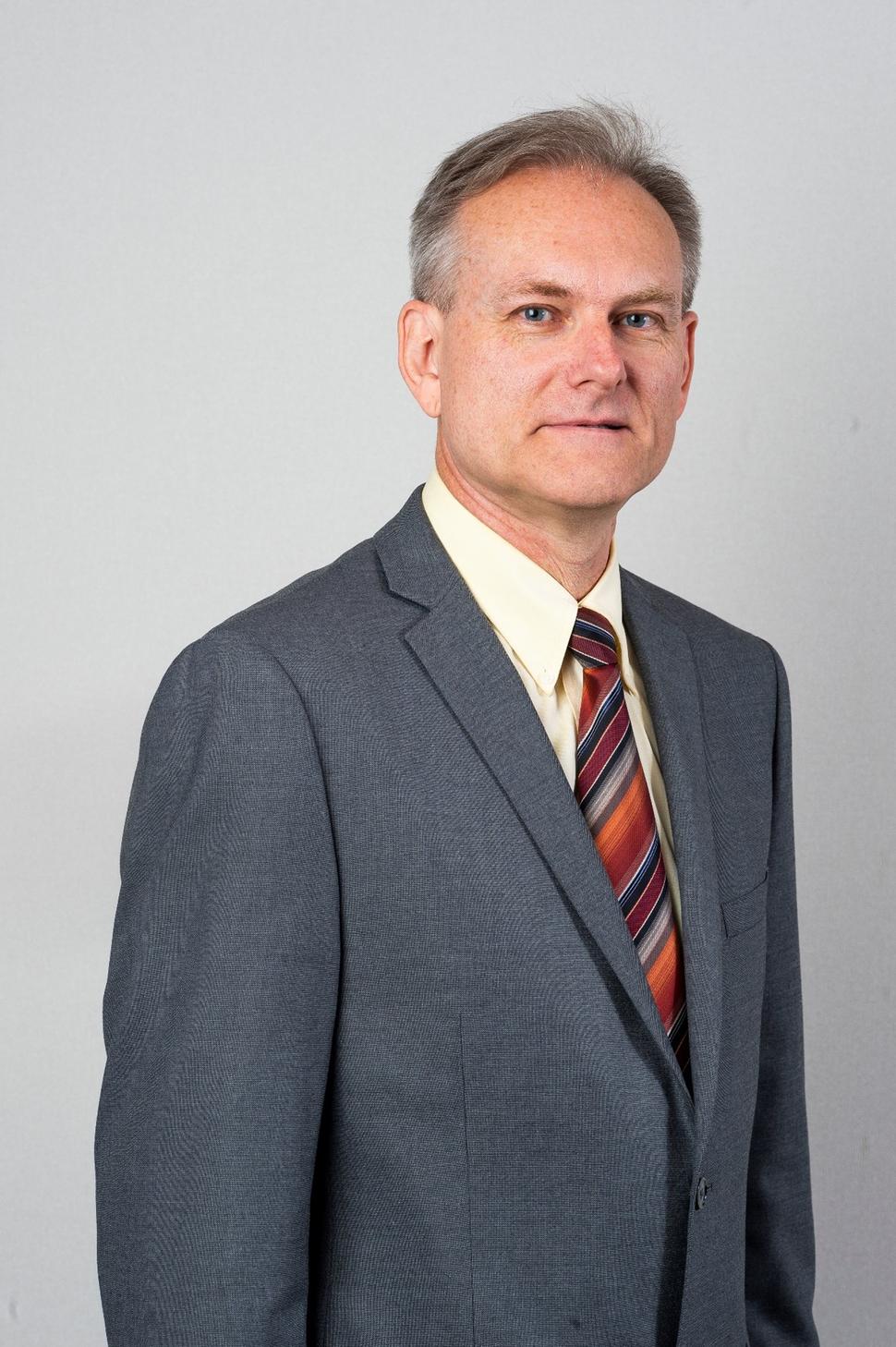 Headshot of Igor Kuzmin