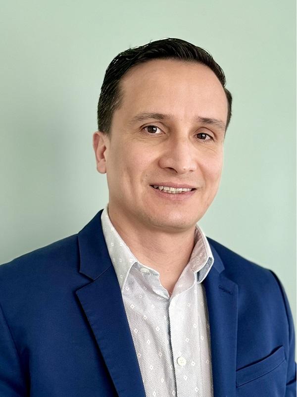 Headshot of Dr. Pedro Torres-Saavedra