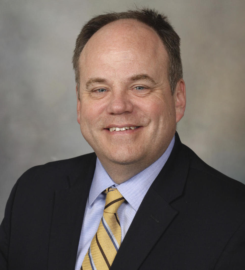 Headshot of Matthew Goetz, M.D.