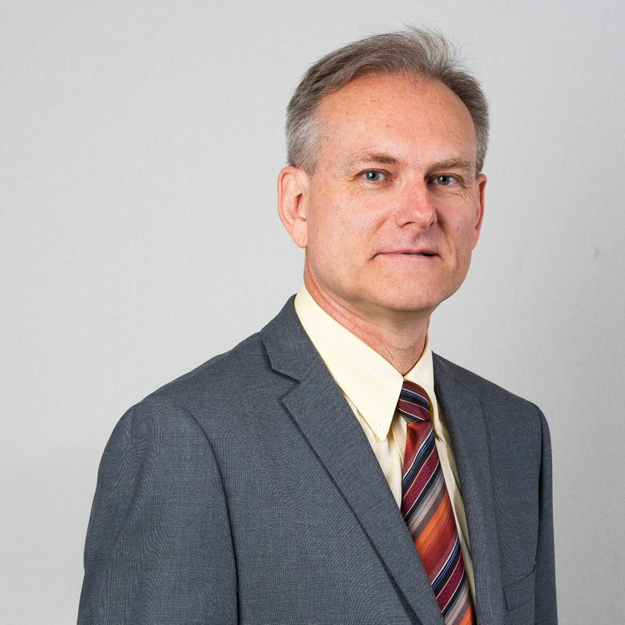 Headshot of Igor Kuzmin