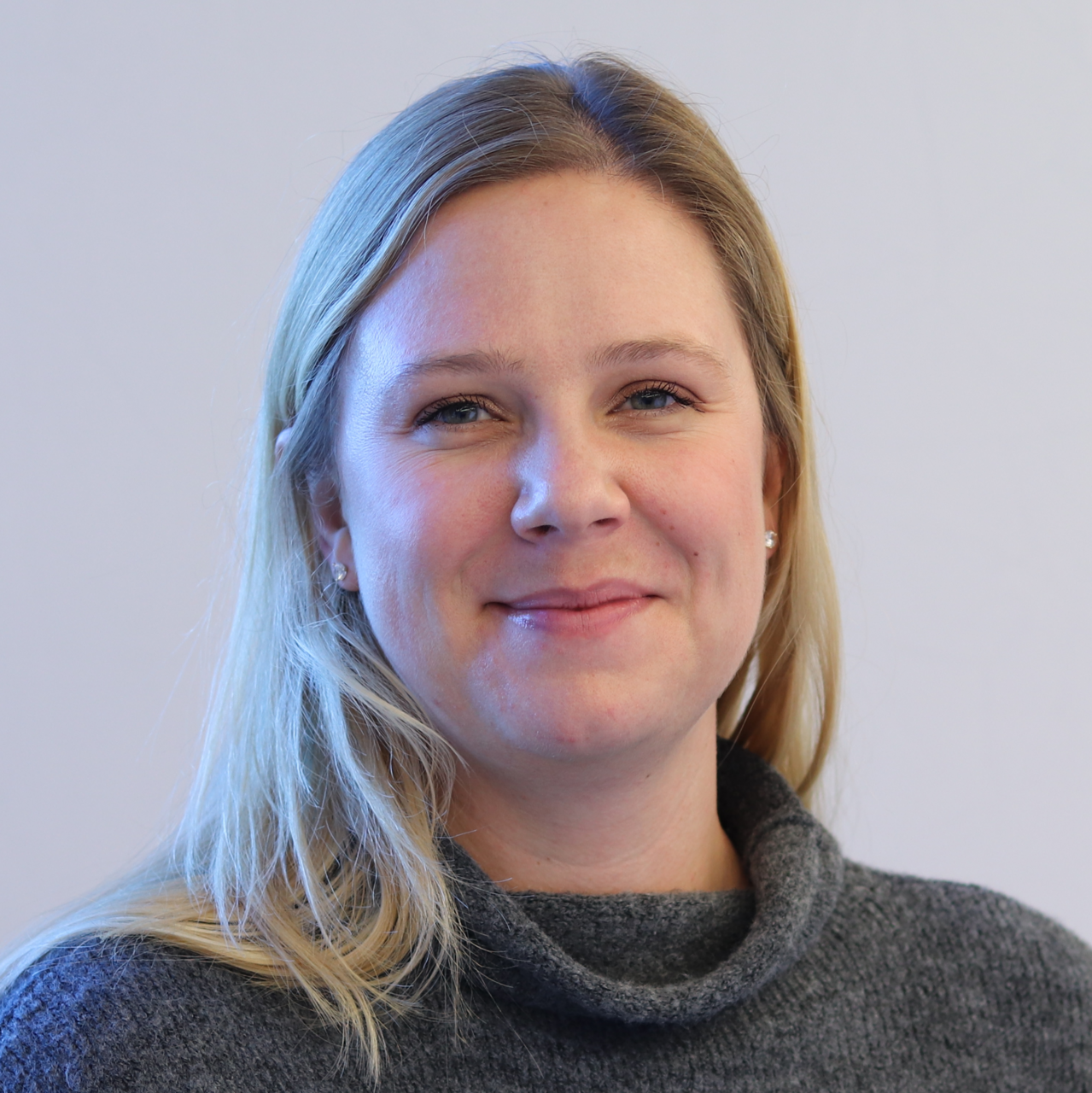 Headshot of Dr. Ellen Mintz