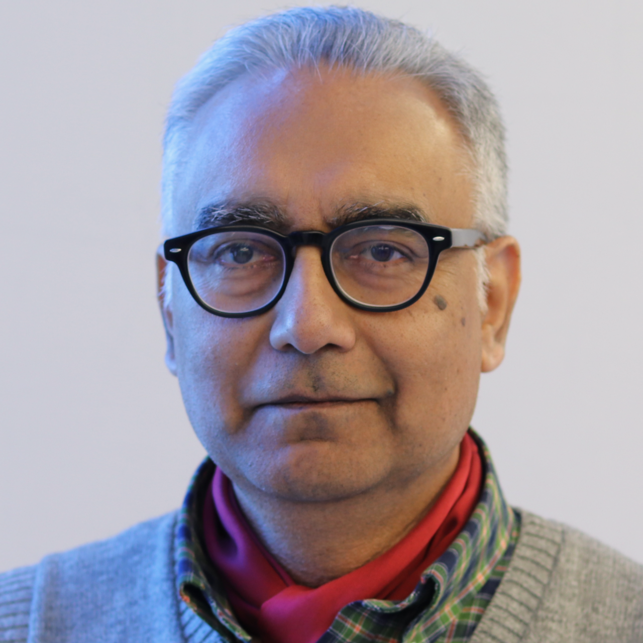 Headshot of Dr. Bhupinder Mann
