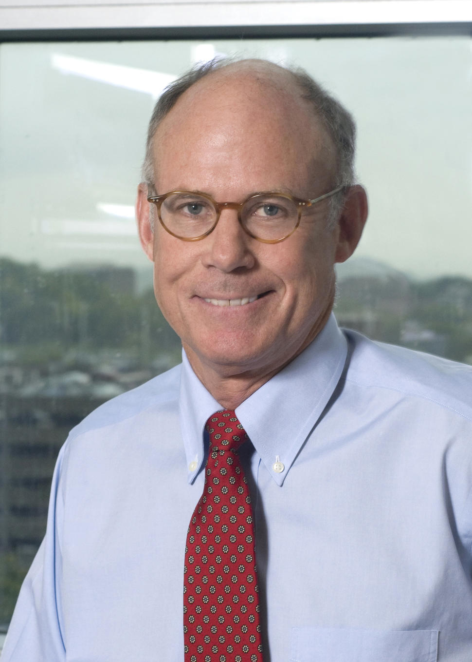 Headshot of Robert Coffey, M.D.